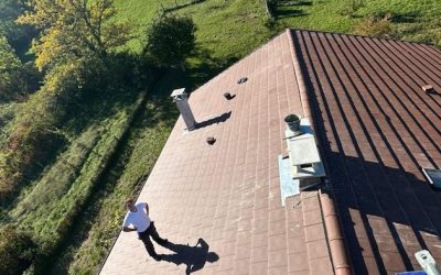 Accueil 1 Rénovation complète d’une toiture à Annecy : couverture, charpente, faîtage et gouttières